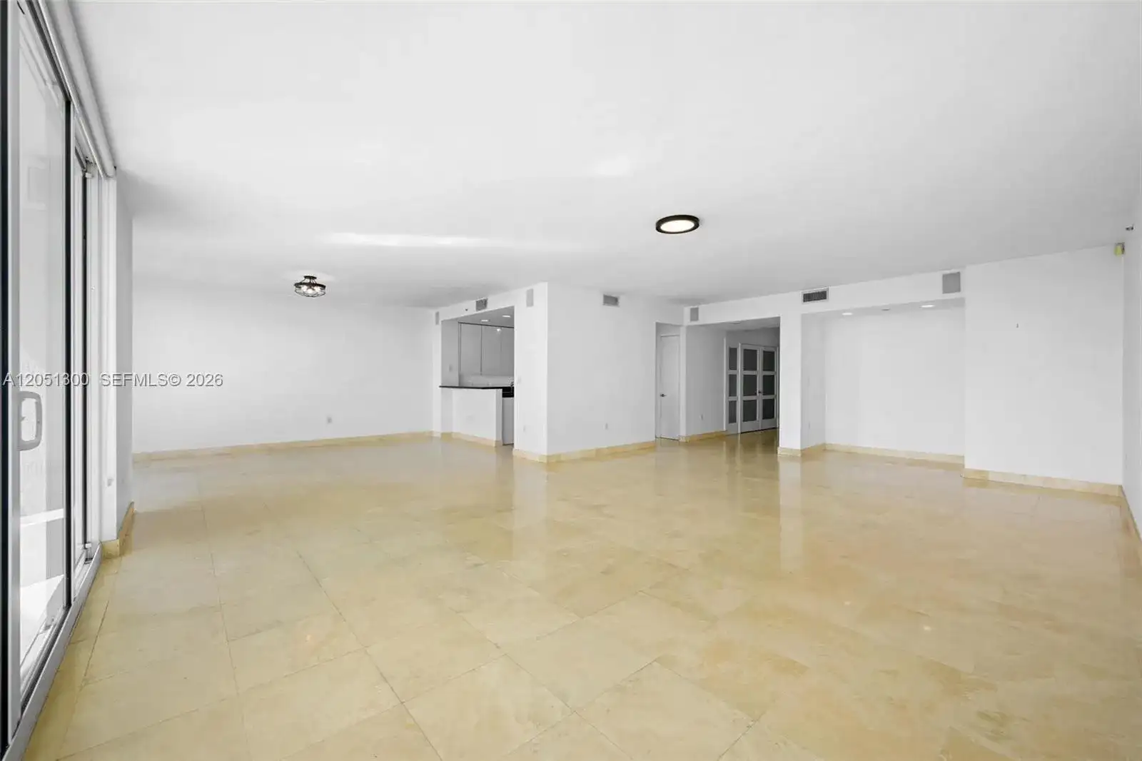 20201 E Country Club Dr # 1502, Aventura FL 33180 photo 4