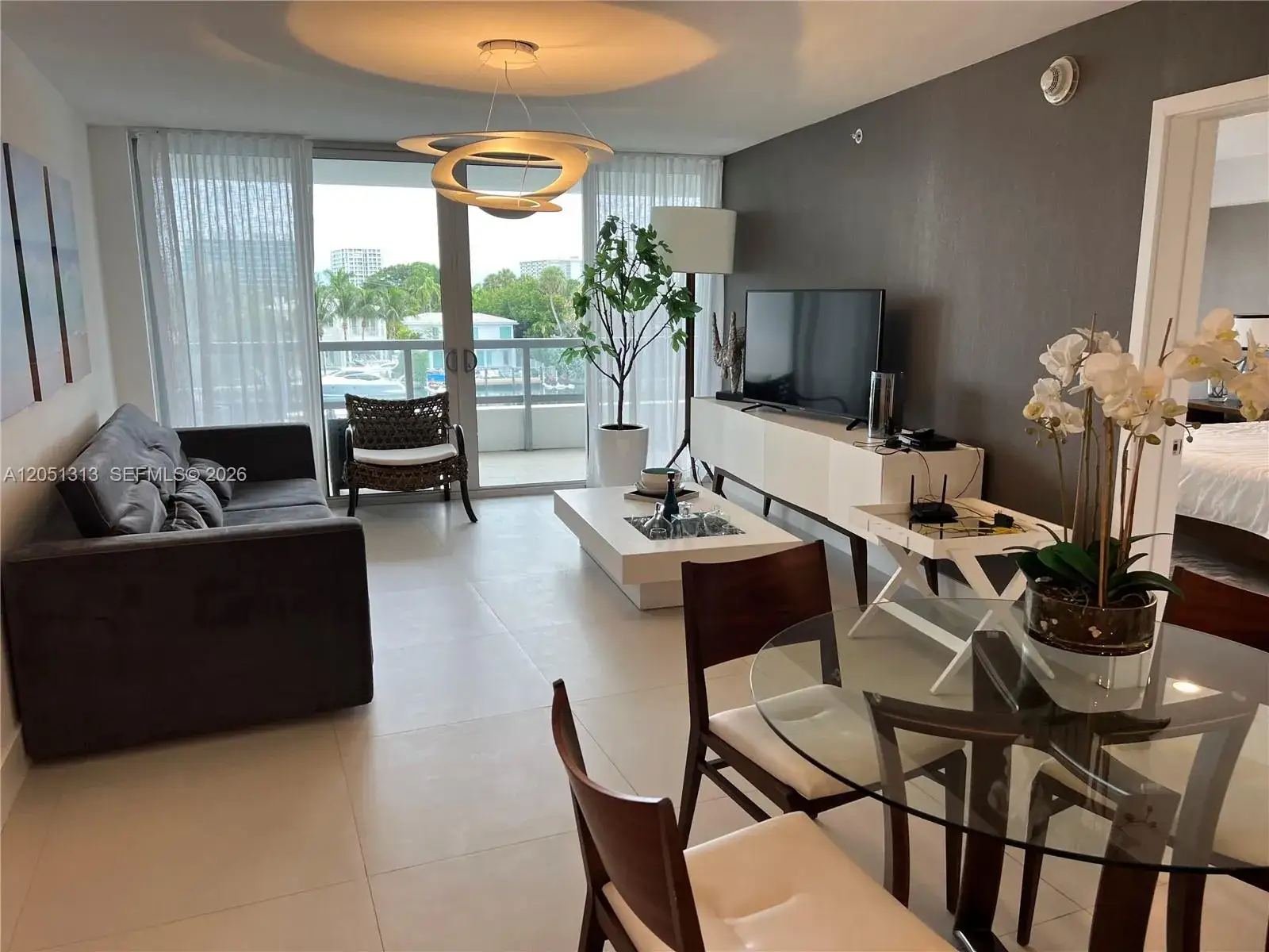 9261 E Bay Harbor Dr # 403, Bay Harbor Islands FL 33154