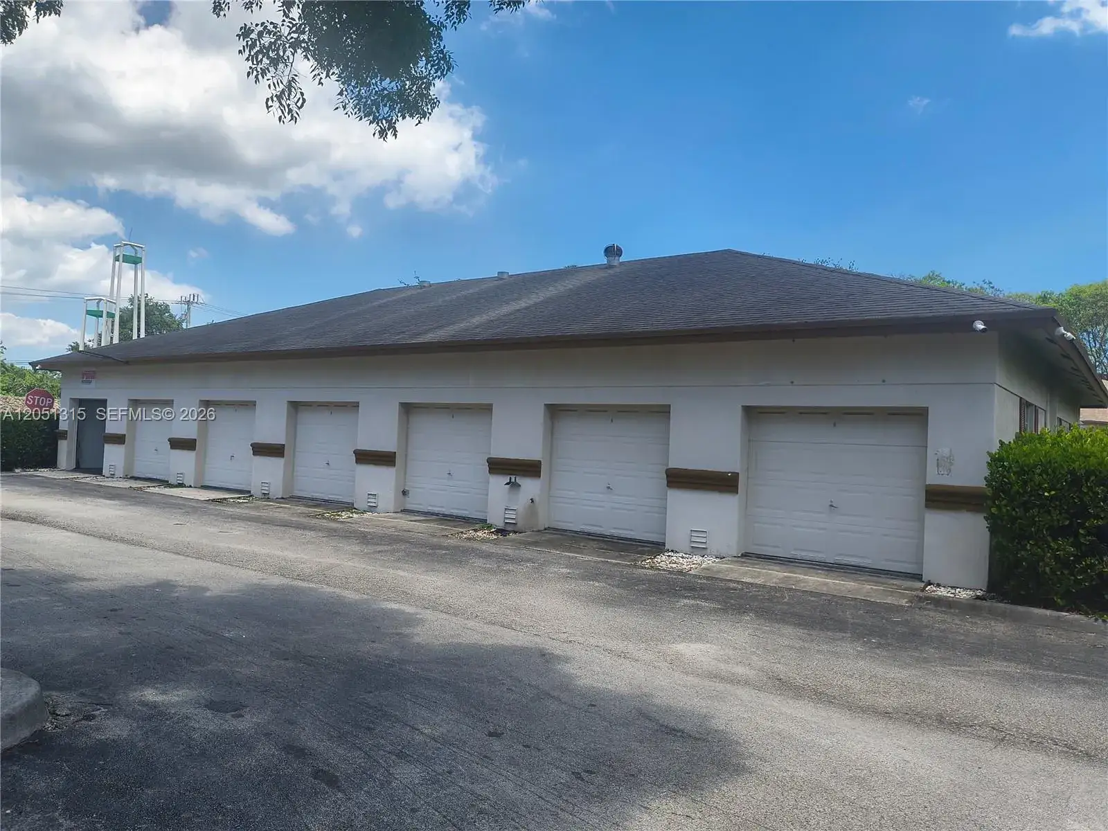 6100 Boulevard Of Champions, North Lauderdale FL 33068