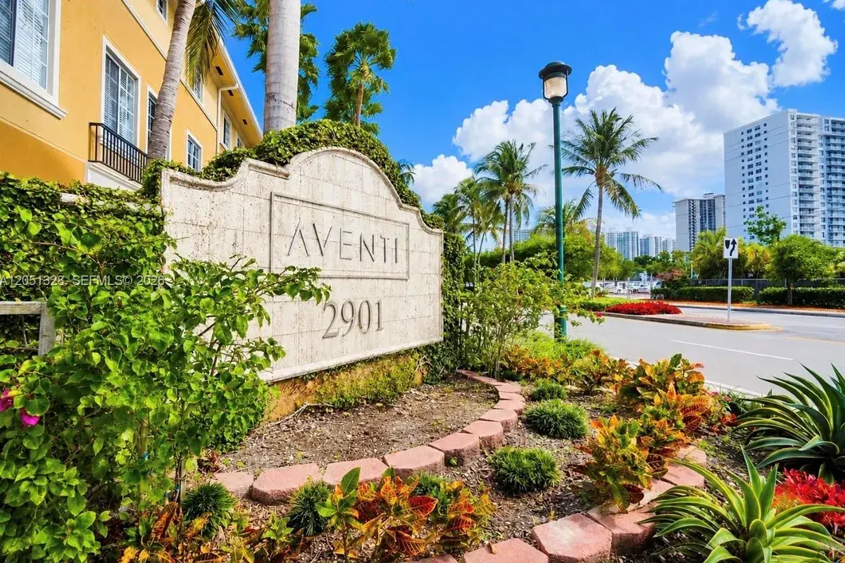 2941 NE 185th St # 1311, Aventura FL 33180