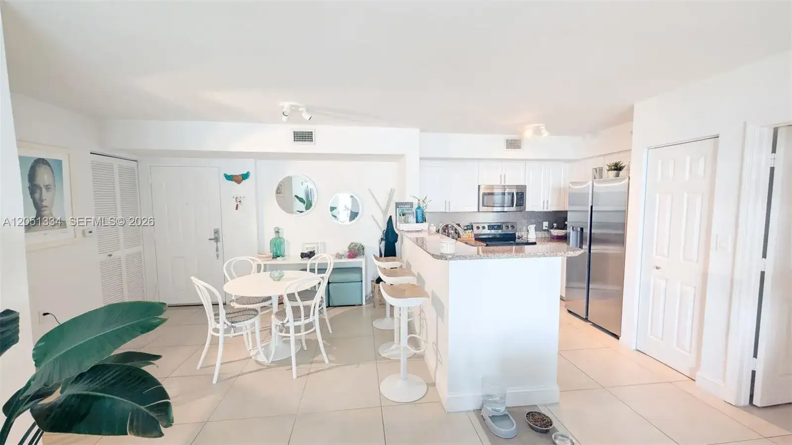 1155 Brickell Bay Dr # 2508, Miami FL 33131 photo 2