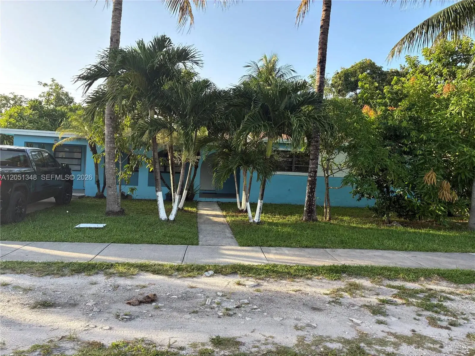 1011 NW 183rd Dr, Miami Gardens FL 33169 photo 4