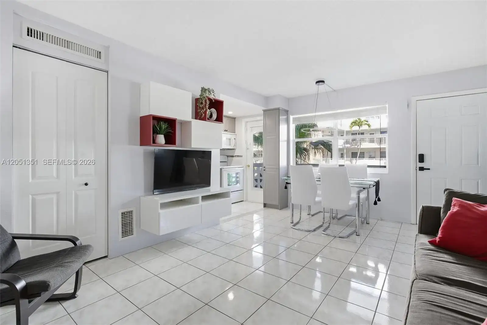 3133 S Ocean Dr # 218, Hallandale Beach FL 33009 photo 3