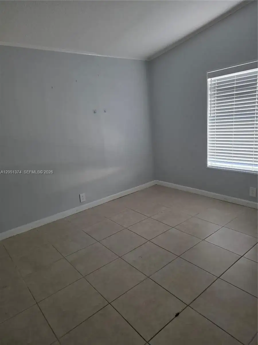 19800 SW 180th Ave # 588, Miami FL 33187 photo 4