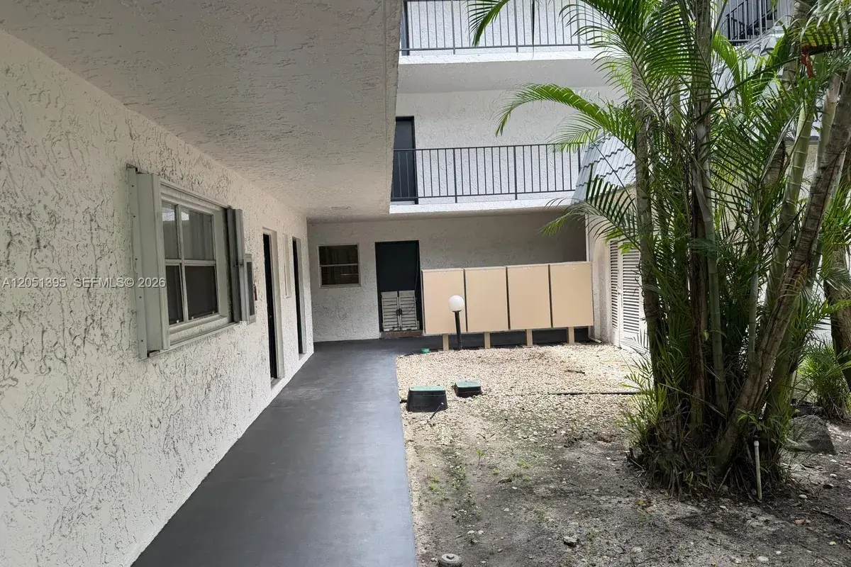 3280 Spanish Moss Ter # 110, Lauderhill FL 33319