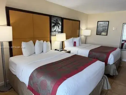 19201 Collins Ave # 837, Sunny Isles Beach FL 33160 photo 5