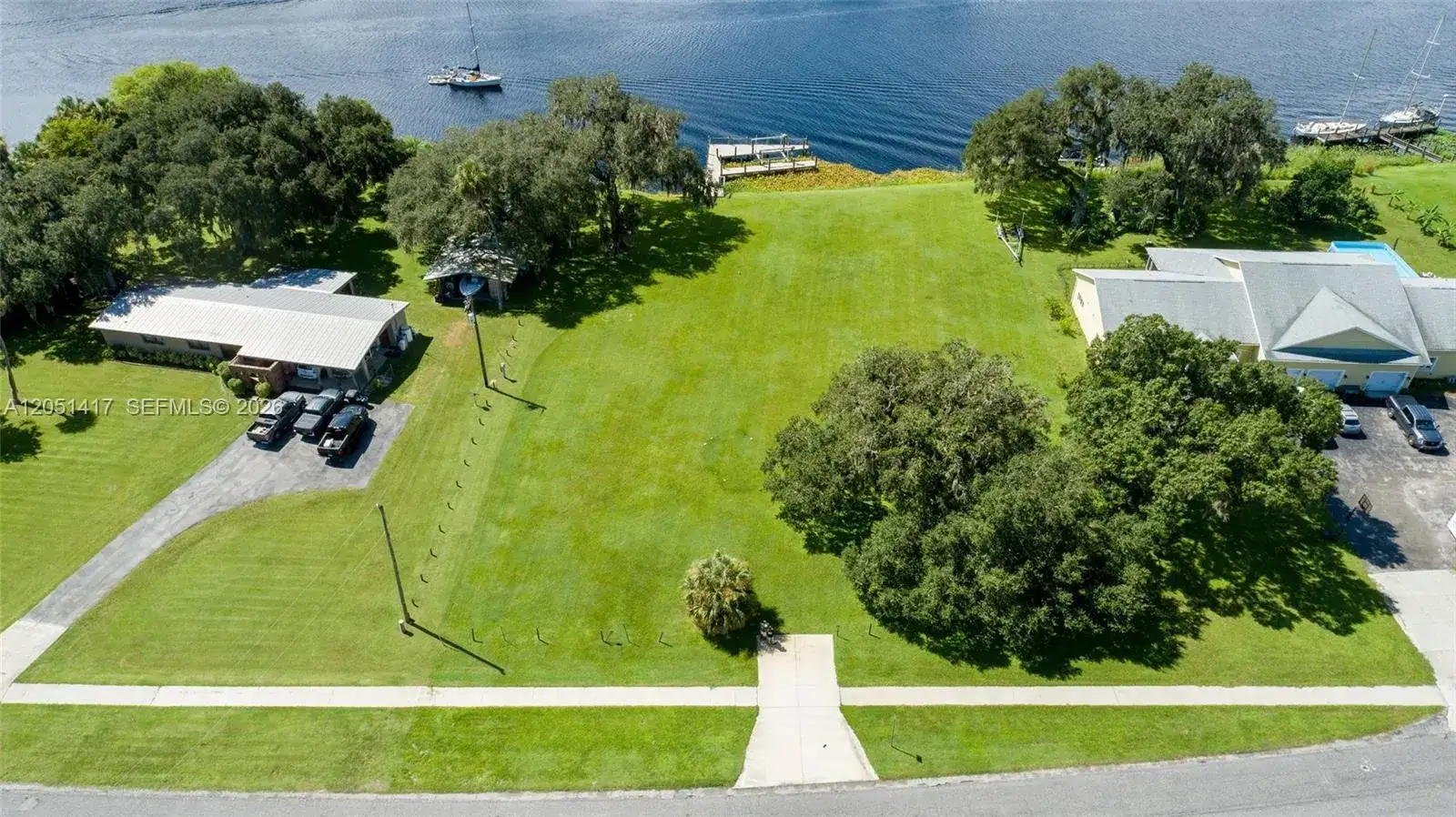 395 Old County Road 78, La Belle FL 33935 photo 3