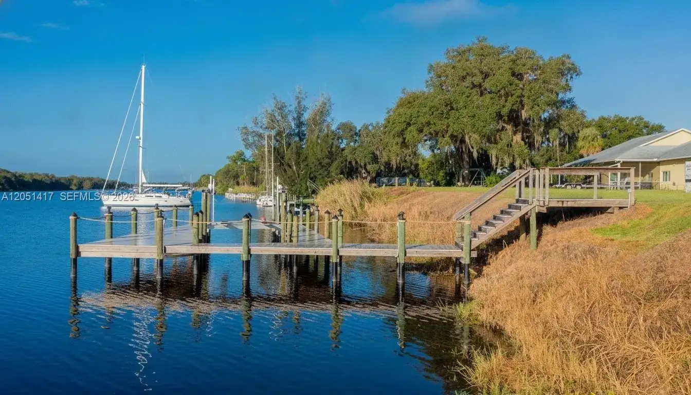 395 Old County Road 78, La Belle FL 33935 photo 4