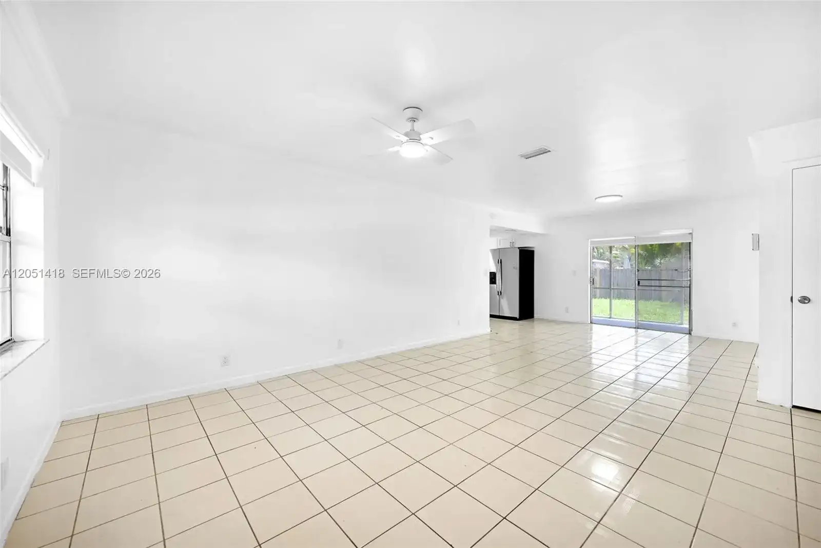 304 SW 77th Ave, North Lauderdale FL 33068 photo 3
