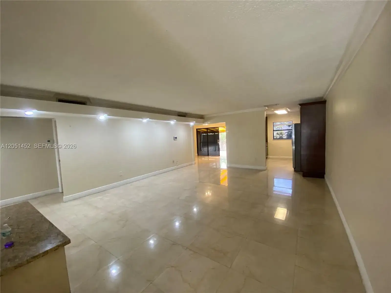16100 Kilmarnock Dr, Miami Lakes FL 33014 photo 5