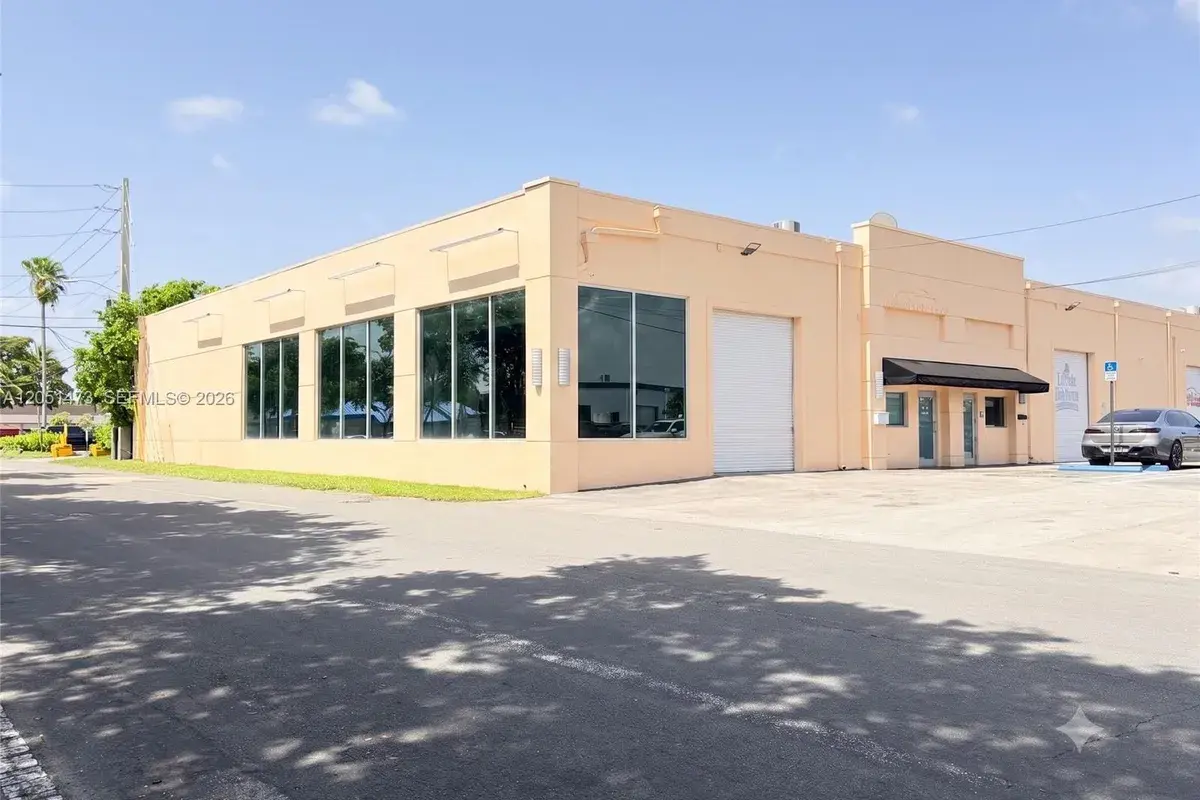 1036 NW 1 Ct, Hallandale Beach FL 33009