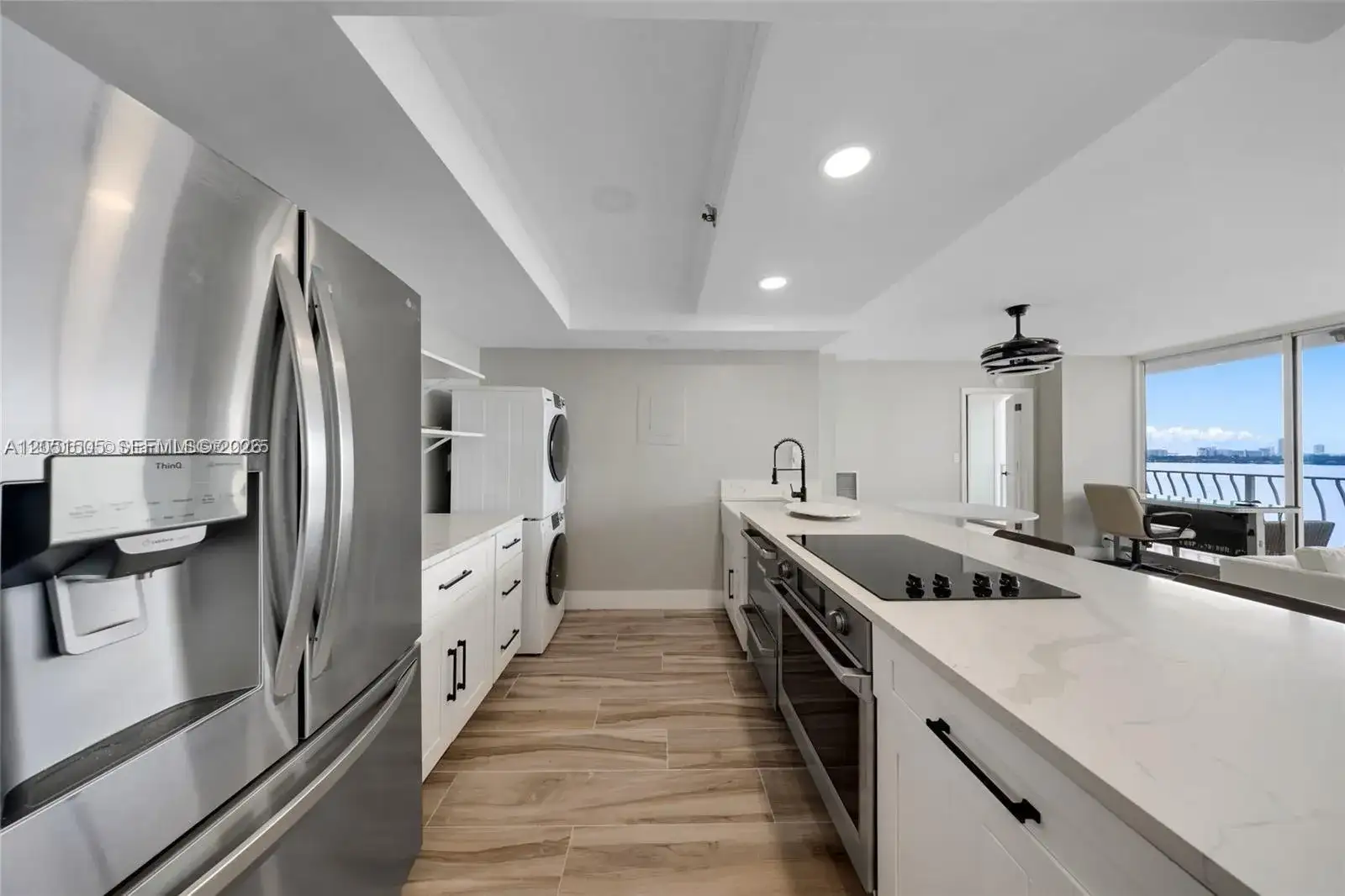 7601 E Treasure Dr # 1722, North Bay Village FL 33141 photo 3
