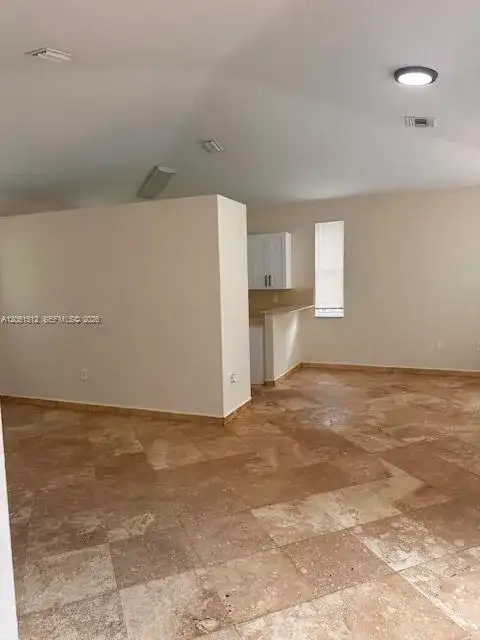 21733 Ingraham Ave Rd # 21733, Cutler Bay FL 33190 photo 5