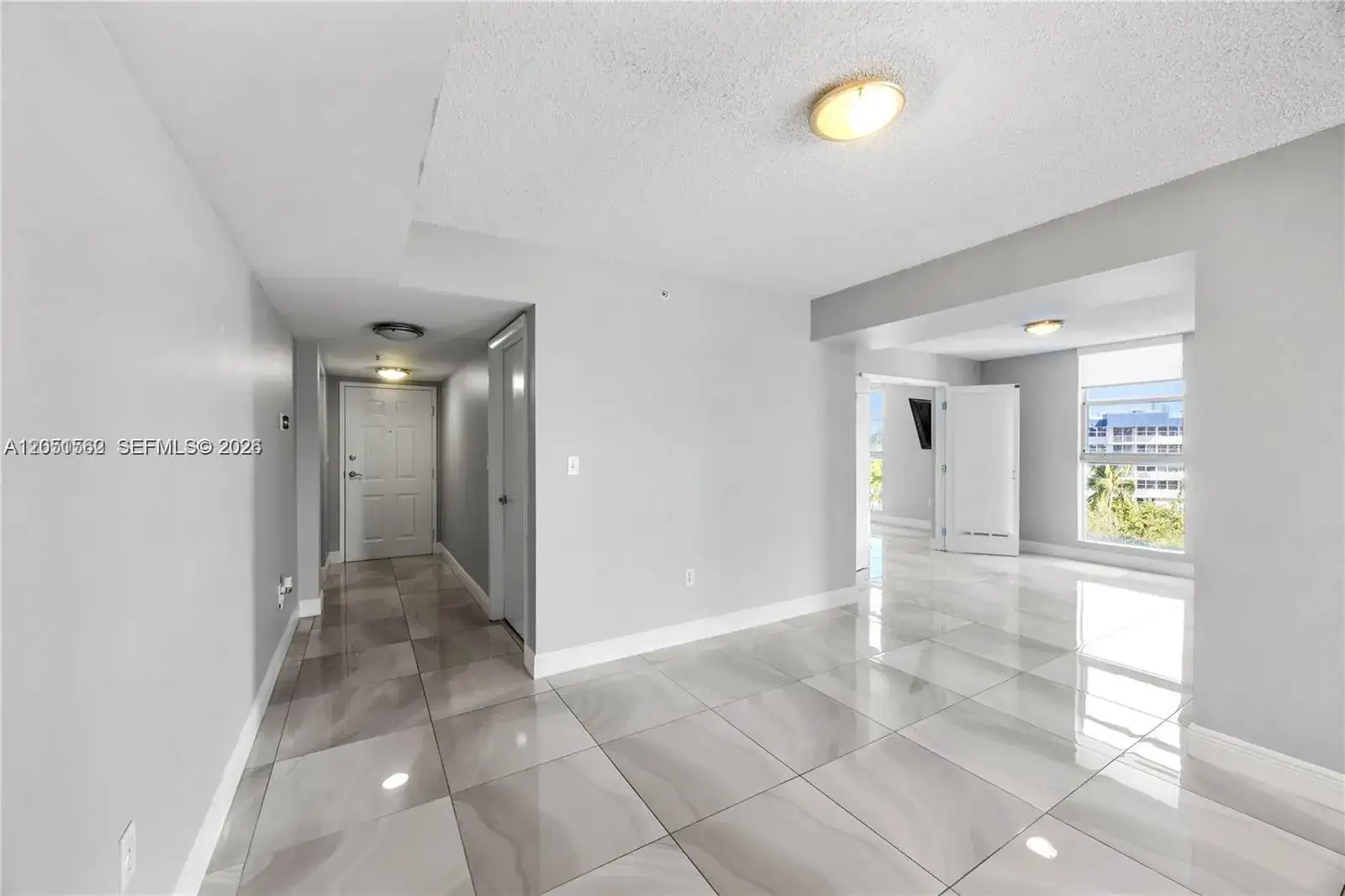 16590 NE 26th Ave # 502, North Miami Beach FL 33160 photo 5