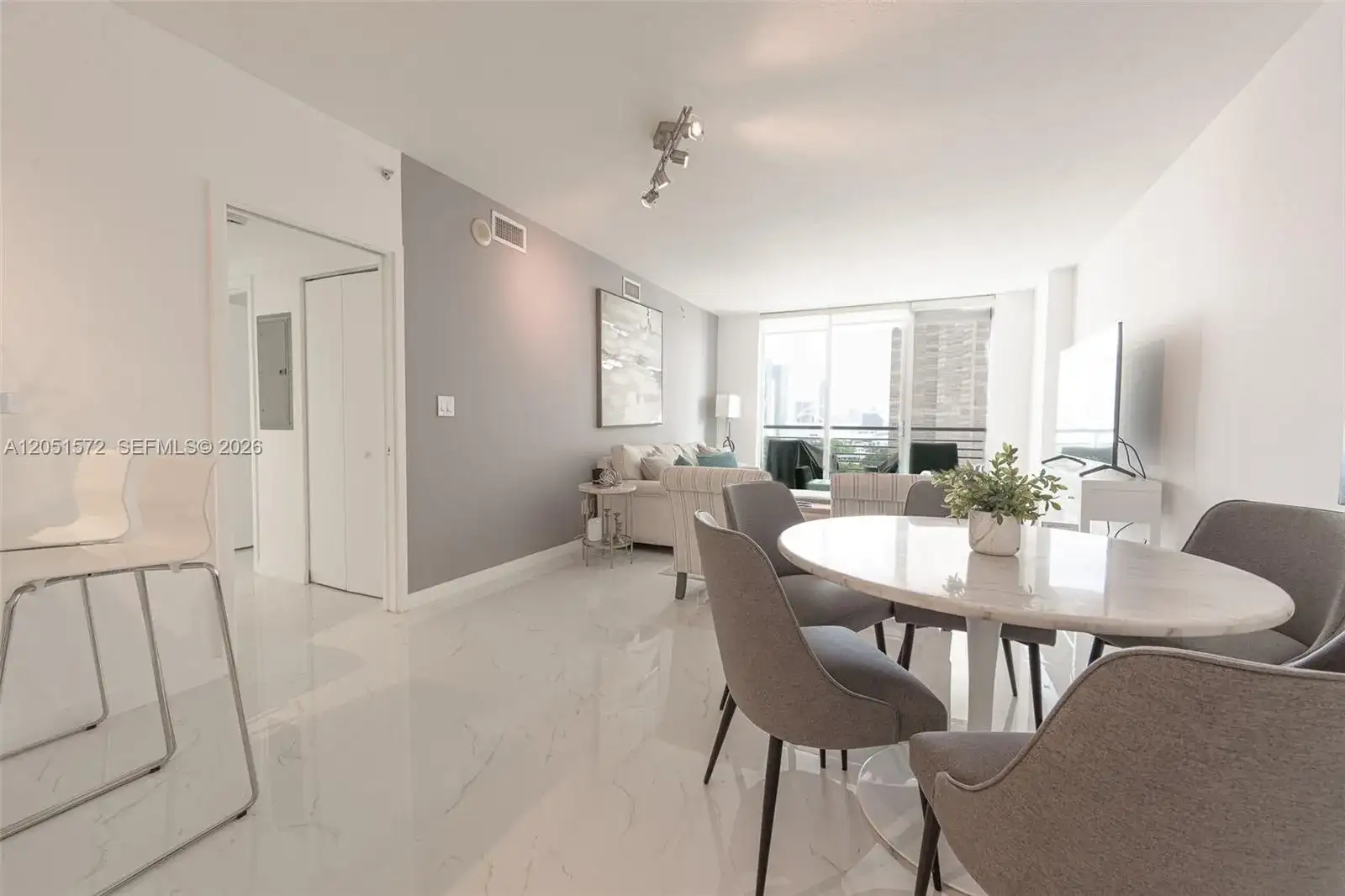 335 S Biscayne Blvd # 1600, Miami FL 33131 photo 3
