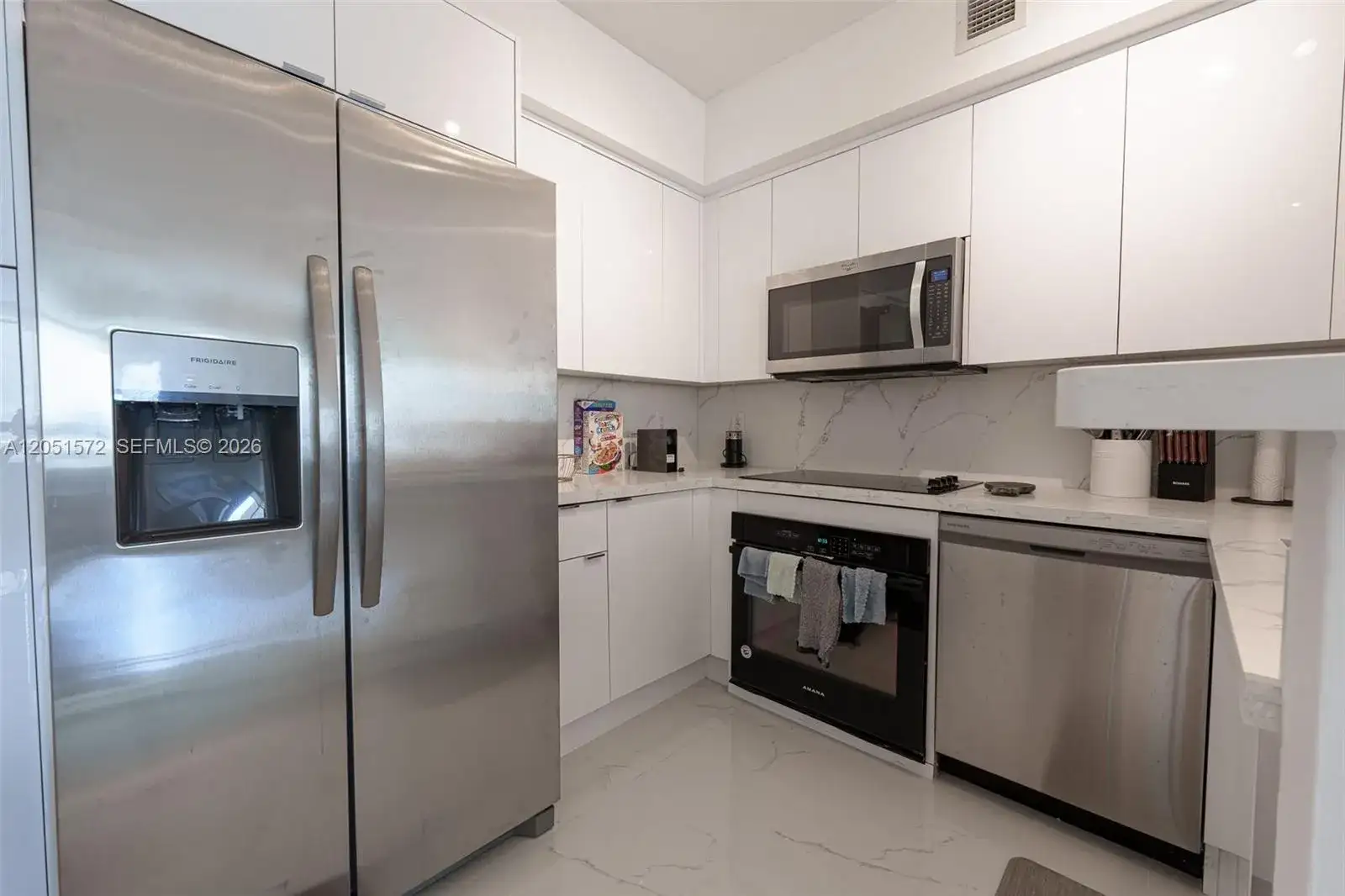 335 S Biscayne Blvd # 1600, Miami FL 33131 photo 4