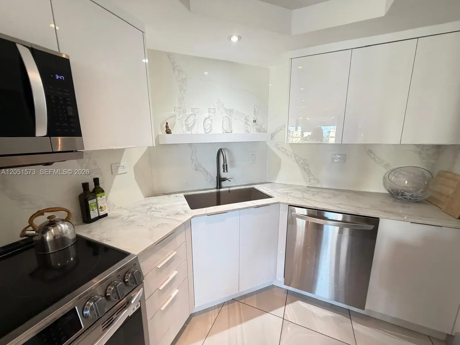 3111 N Ocean Dr # 401, Hollywood FL 33019