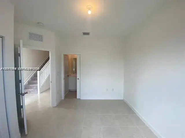 575 NE 208th Ter # 575, Miami FL 33179 photo 5