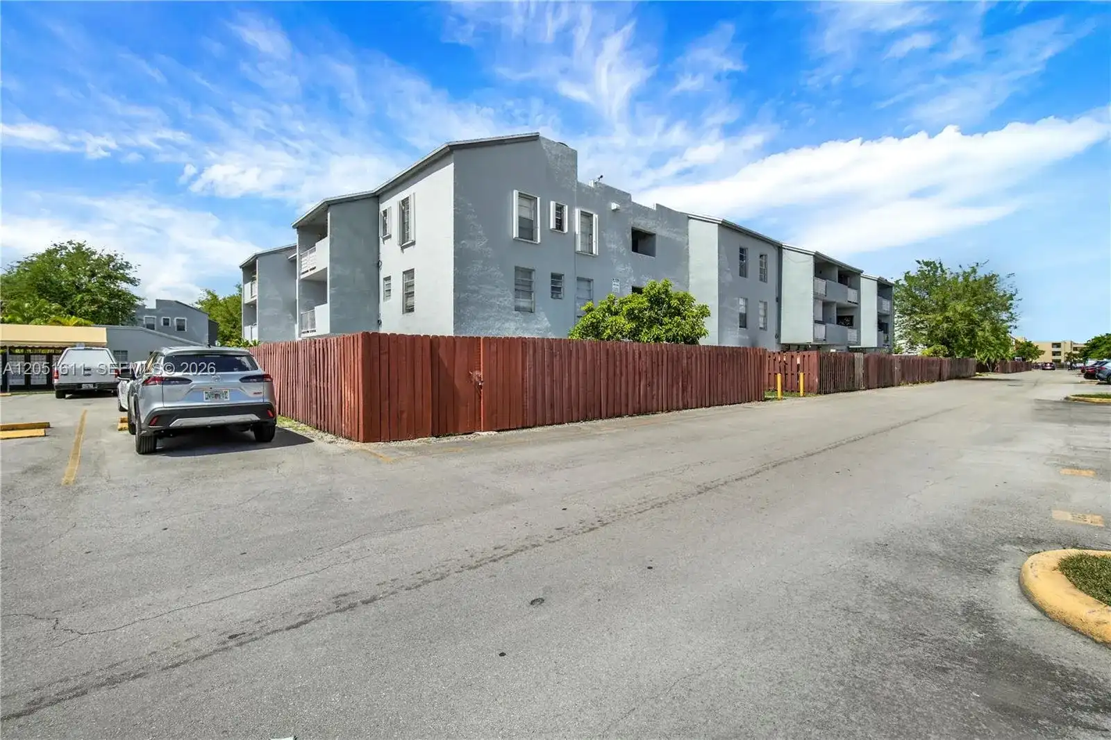 1755 W 60th St # D204, Hialeah FL 33012