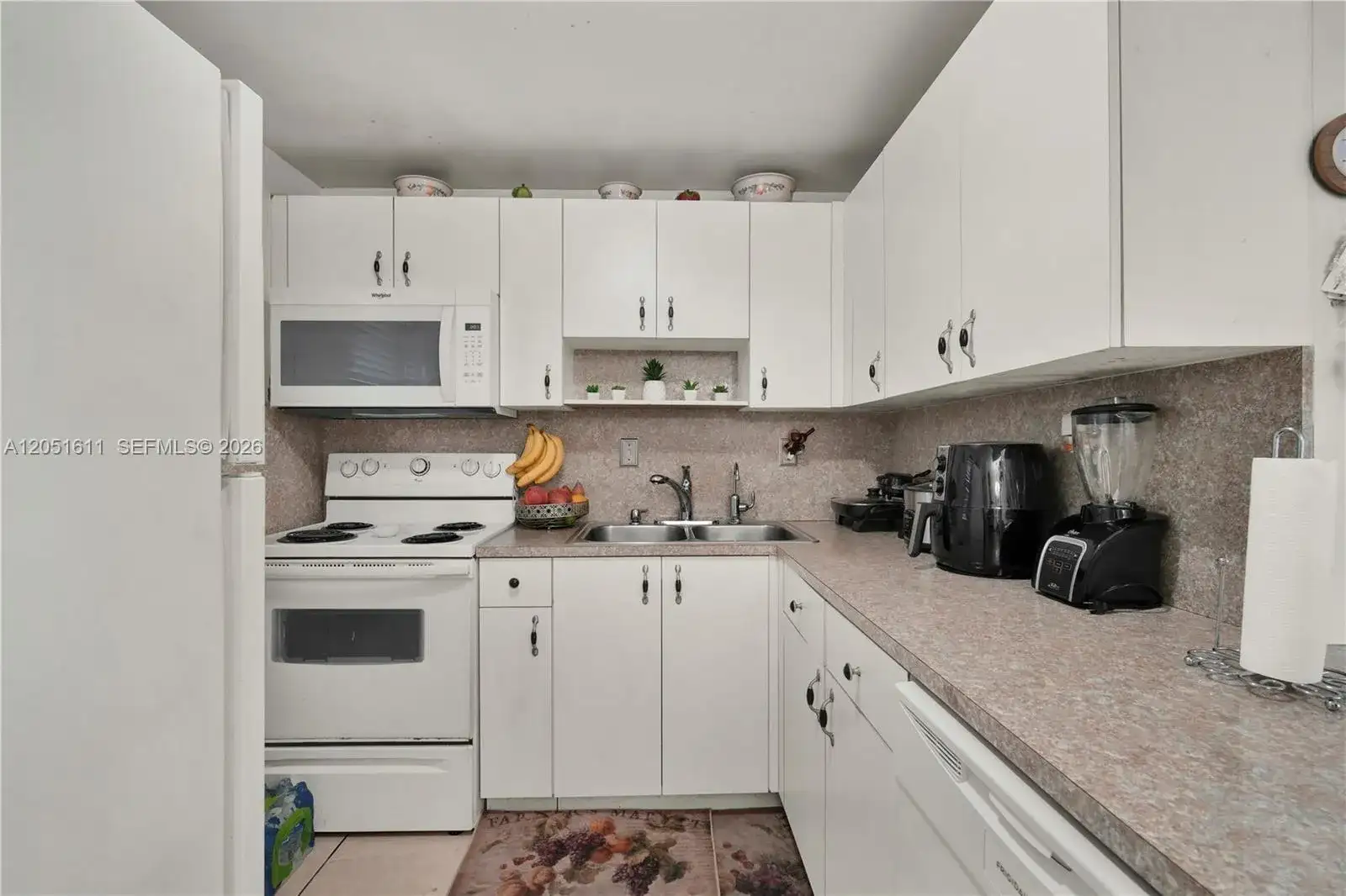 1755 W 60th St # D204, Hialeah FL 33012 photo 4