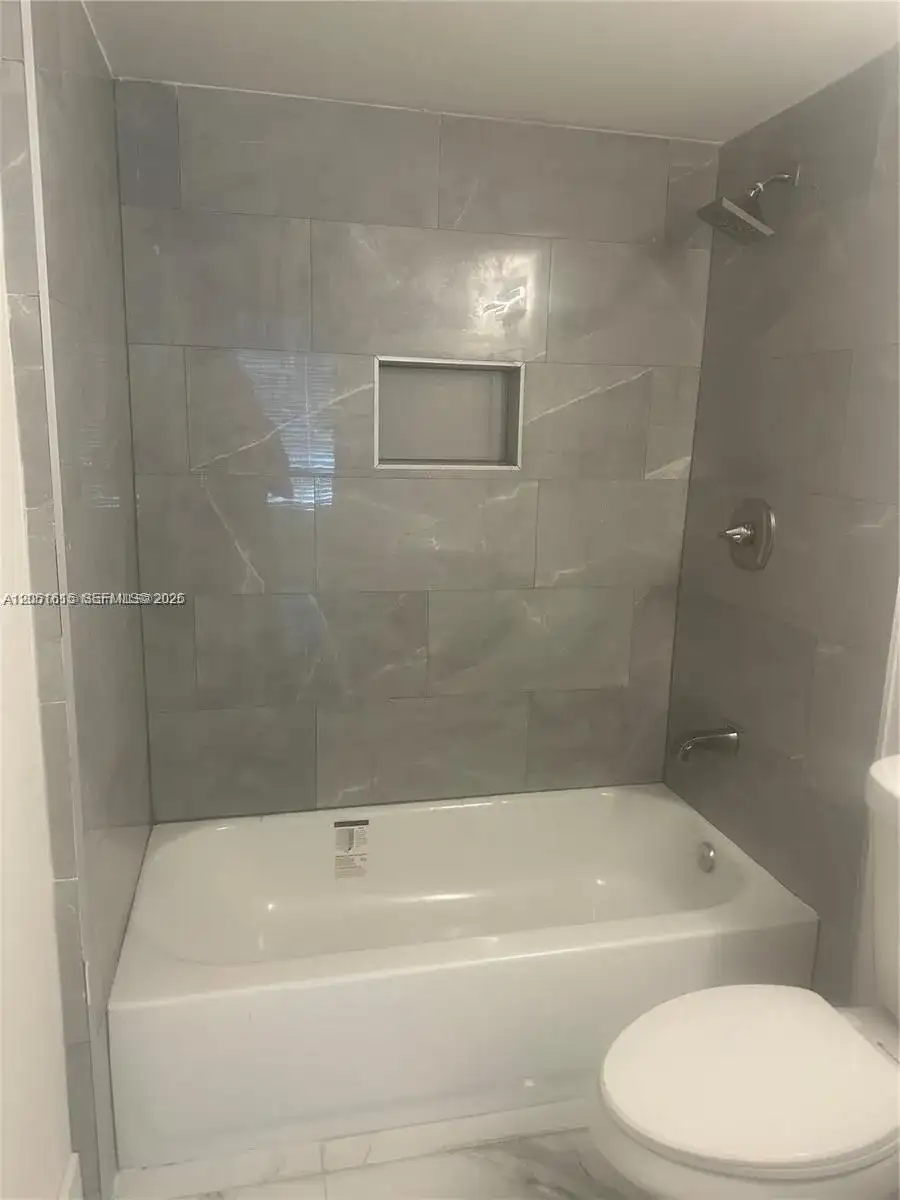 4166 Inverrary Dr # 210, Lauderhill FL 33319 photo 3