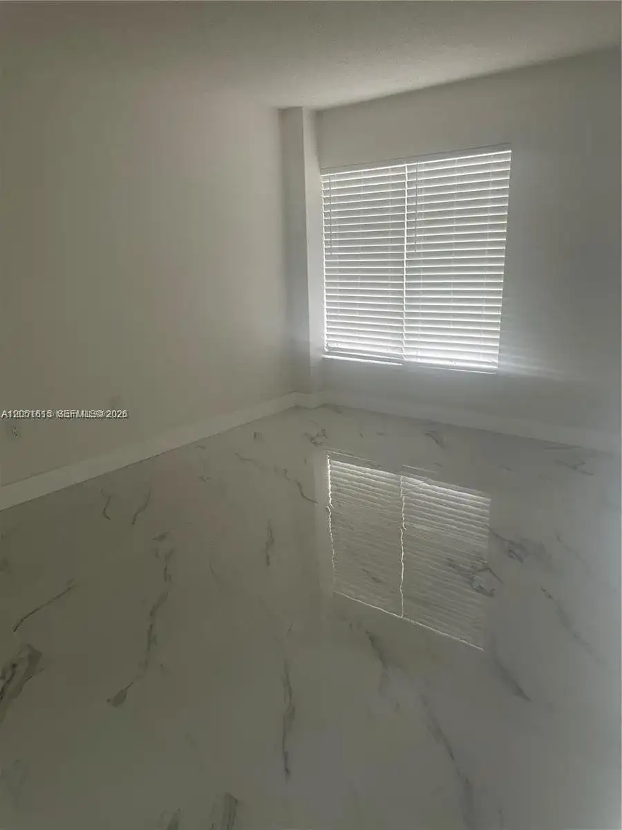 4166 Inverrary Dr # 210, Lauderhill FL 33319 photo 5