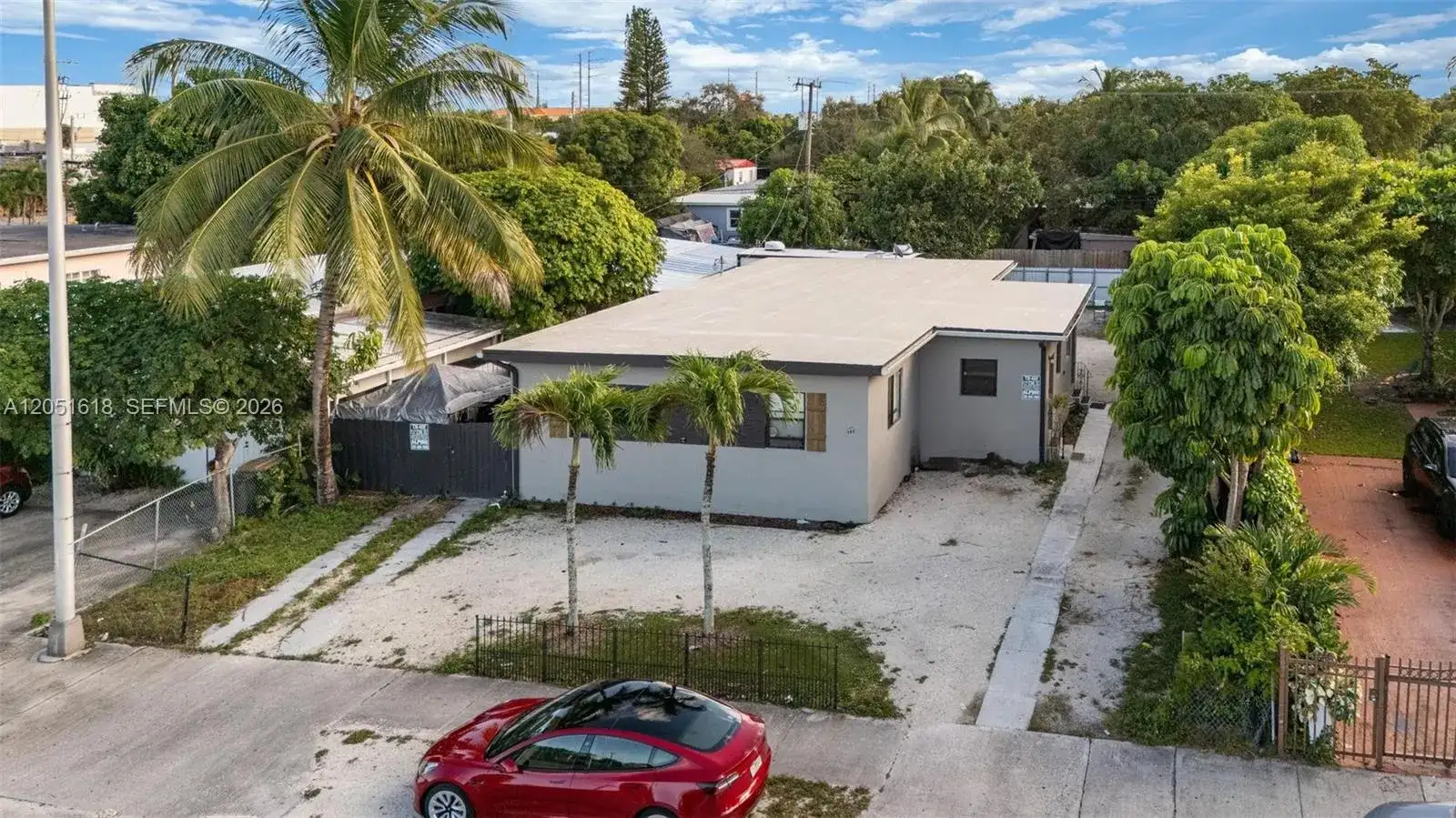 740 NW 135 St, North Miami FL 33168 photo 2
