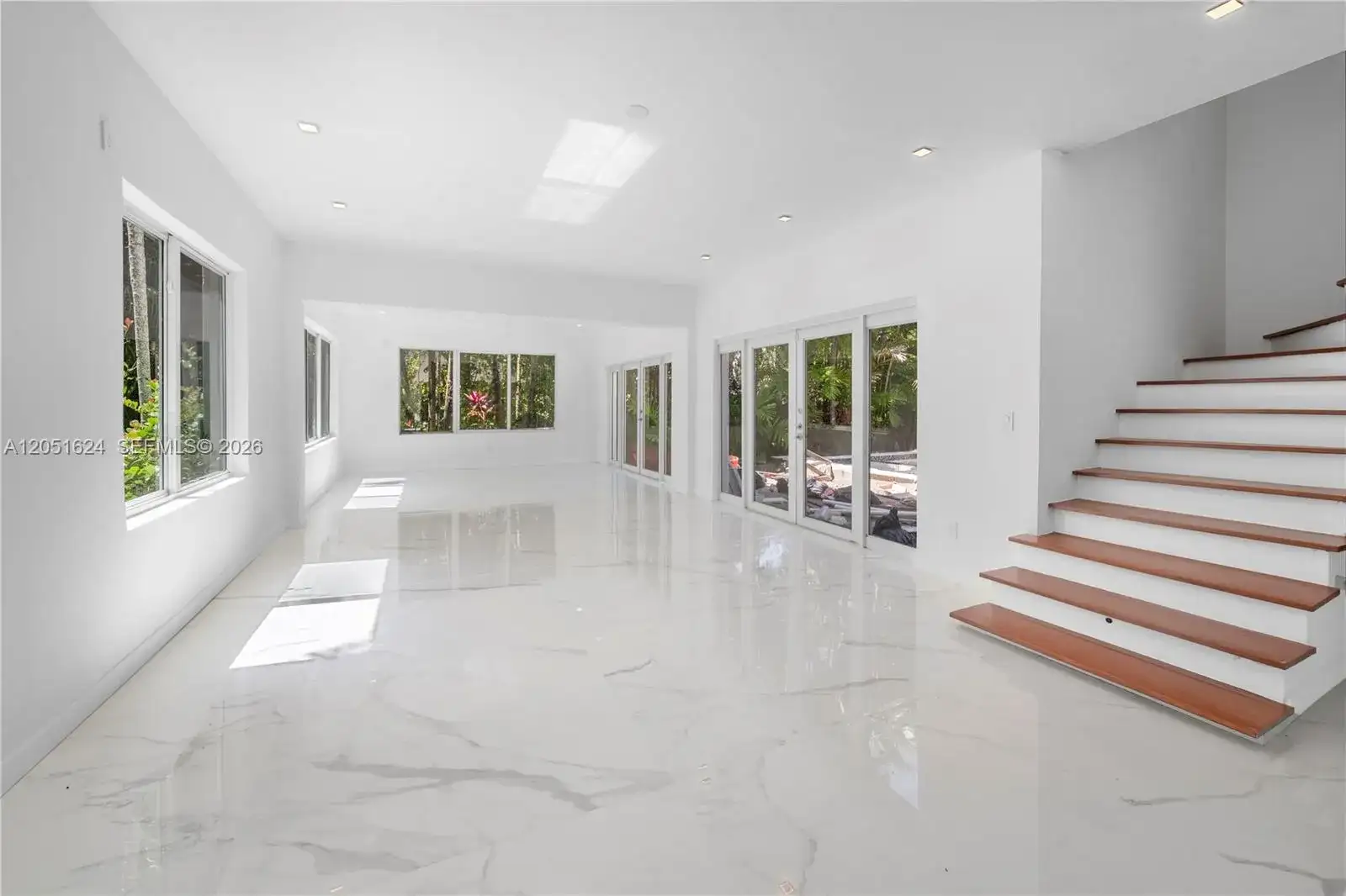 5824 Alton Rd, Miami Beach FL 33140 photo 5