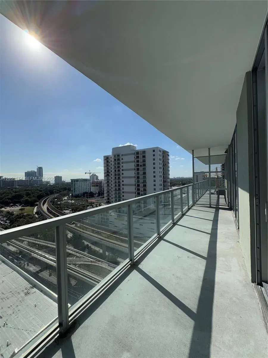 79 SW 12th St, Miami FL 33130