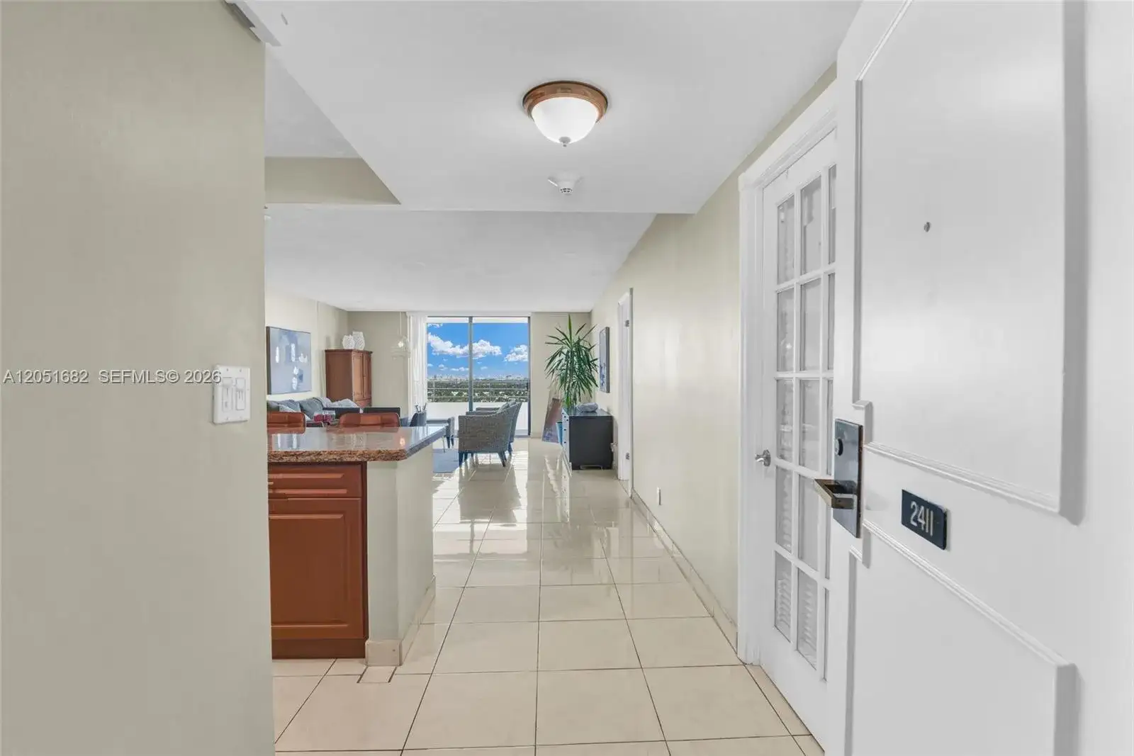 2500 Parkview Dr # 2411, Hallandale Beach FL 33009 photo 4