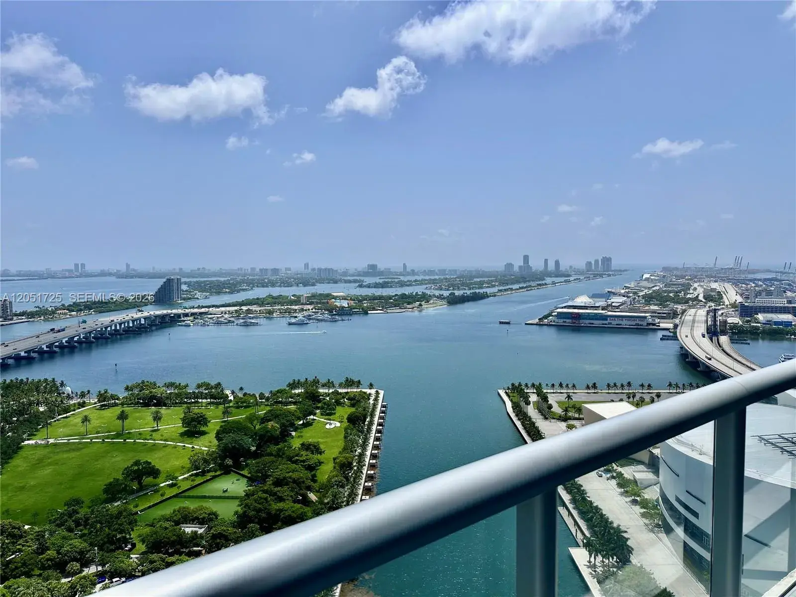 888 Biscayne Blvd # 3611, Miami FL 33132