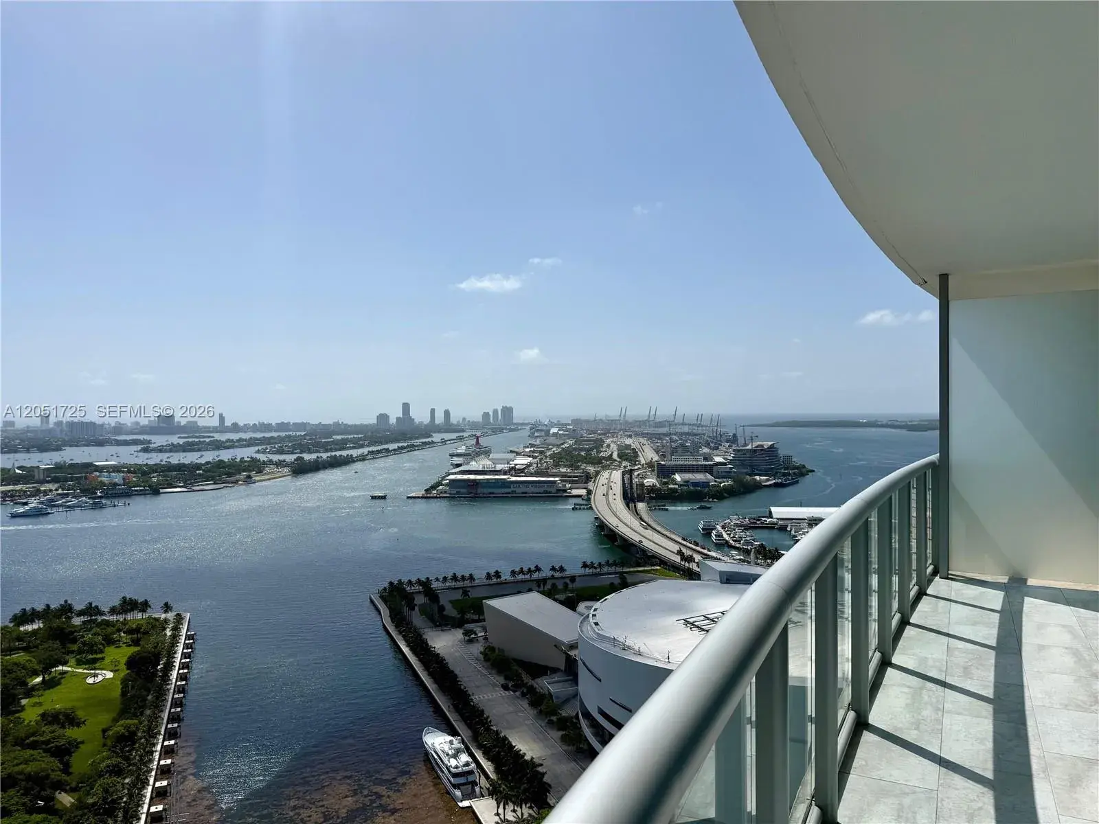 888 Biscayne Blvd # 3611, Miami FL 33132