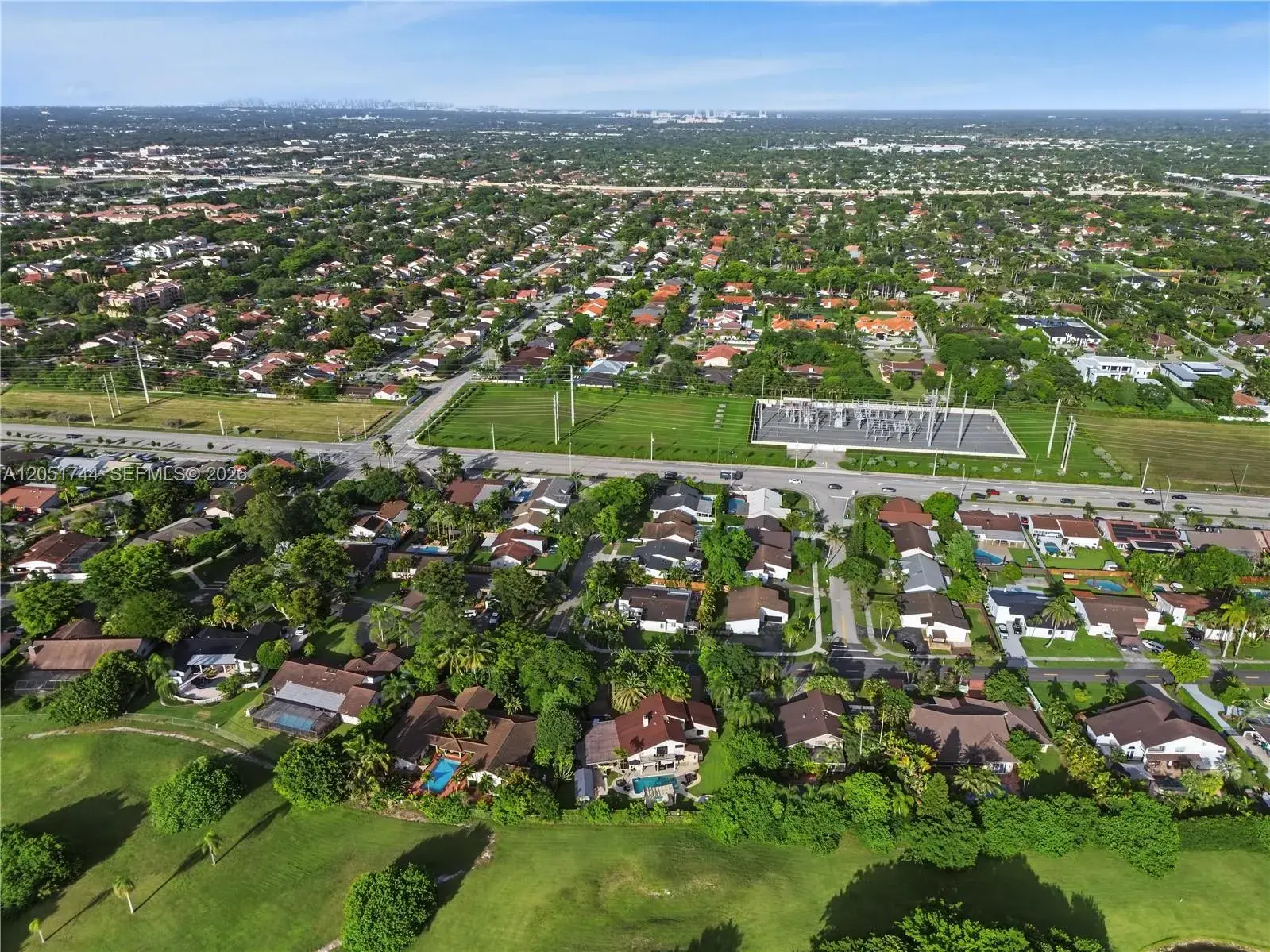 9720 E Calusa Club Dr, Miami FL 33186