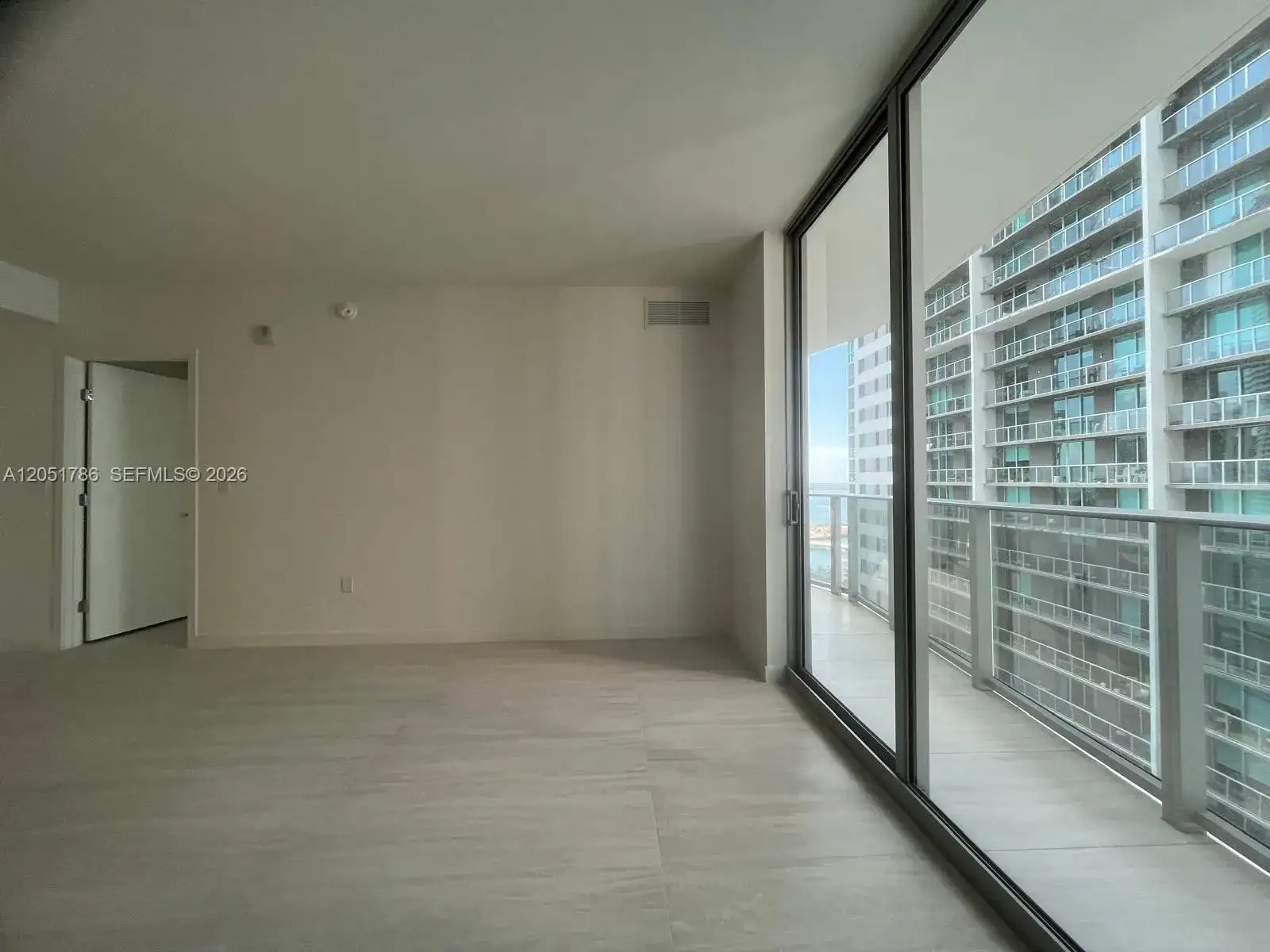 77 SE 5th St # 2314, Miami FL 33131 photo 5