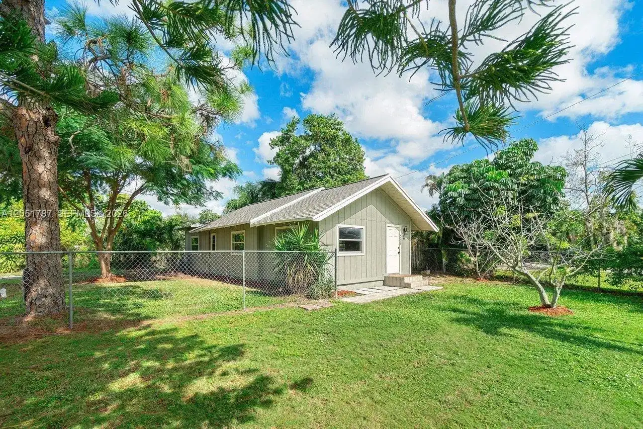 4279 Narcissus Ave, Lake Worth FL 33461