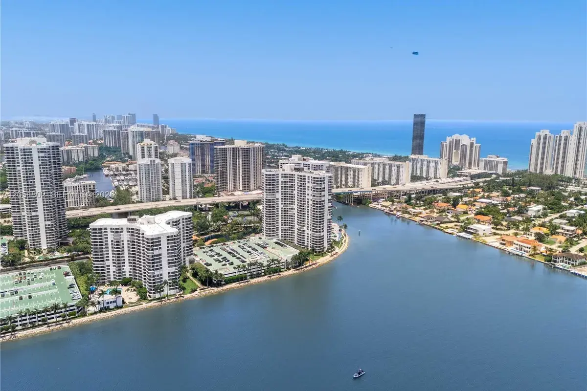 3600 Mystic Pointe Dr # 1816, Aventura FL 33180