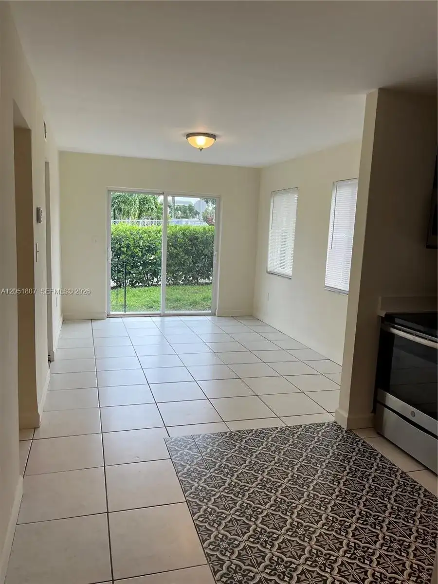 901 NW 22nd Ct # 0, Miami FL 33125 photo 4