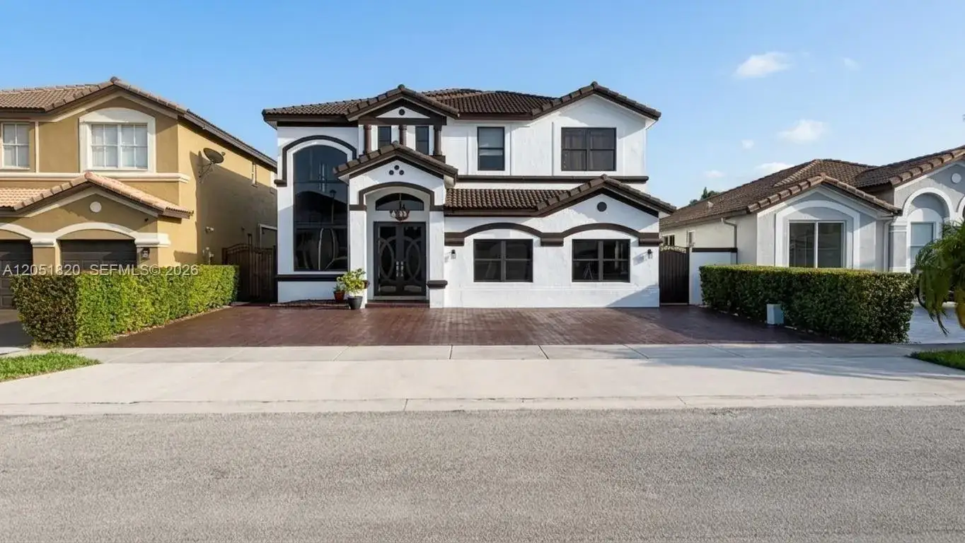 4 bedroom 3 bath Residential Lease for rent at 15350 SW 11 ST, Miami FL 33178