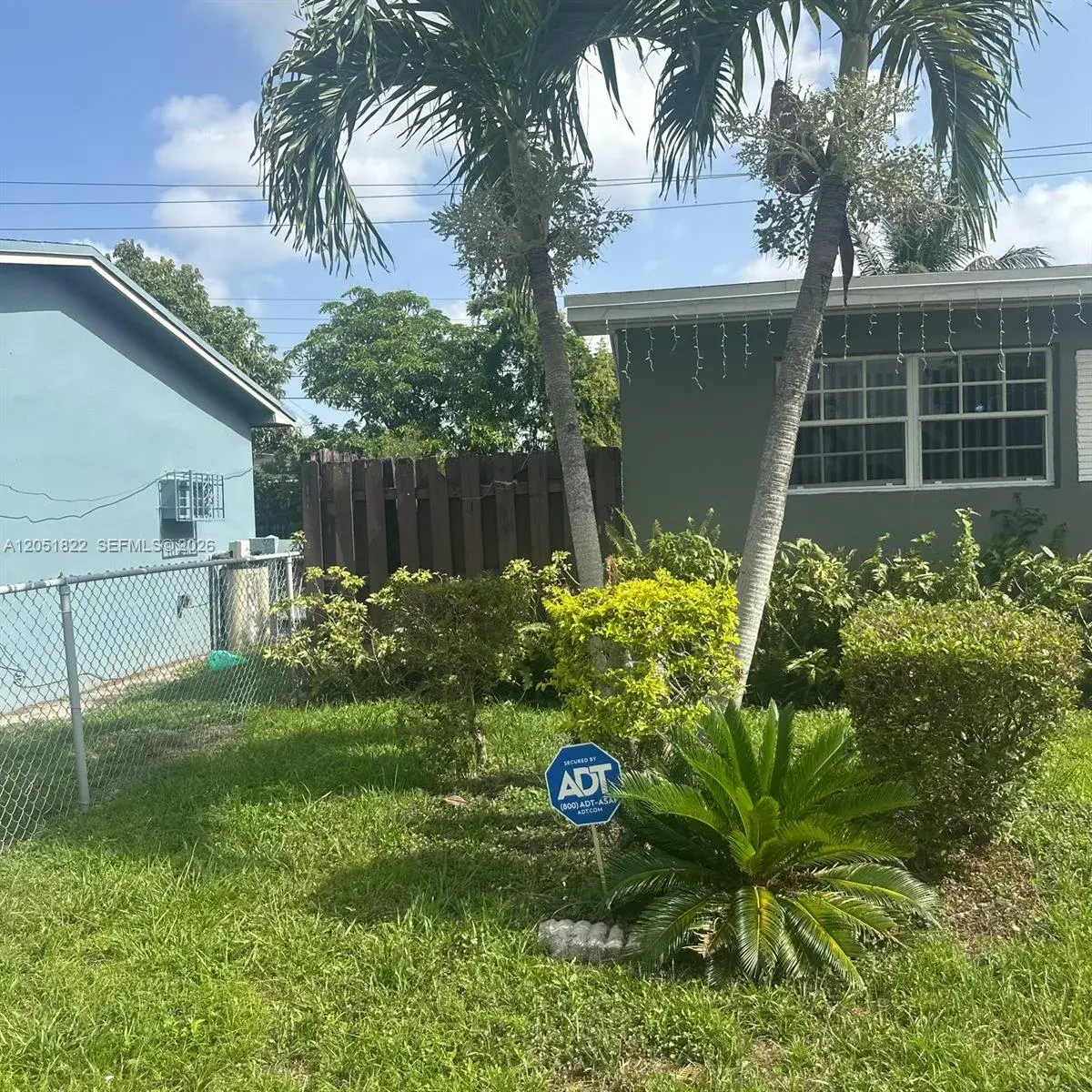 930 NW 180th Ter, Miami Gardens FL 33169