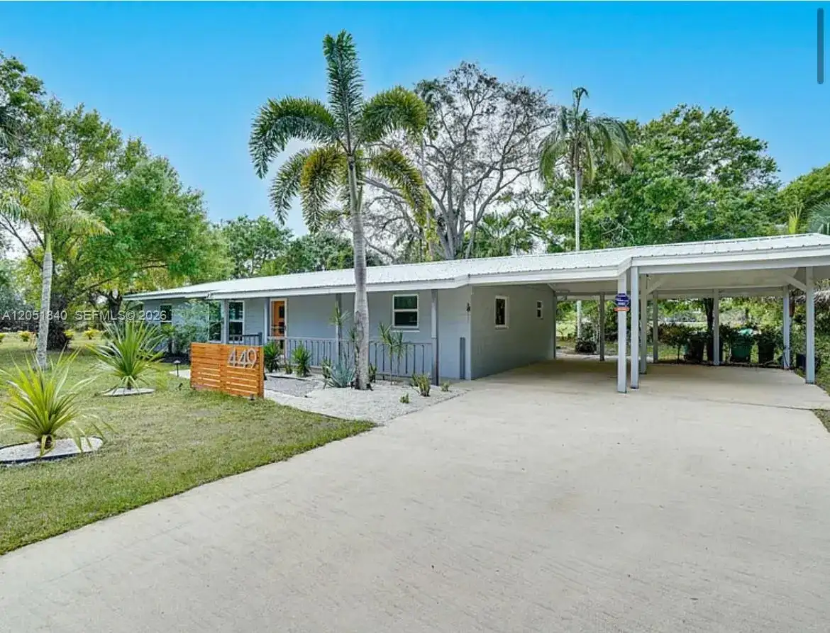 449 Gokchoff Rd, Fort Pierce FL 34945 photo 4