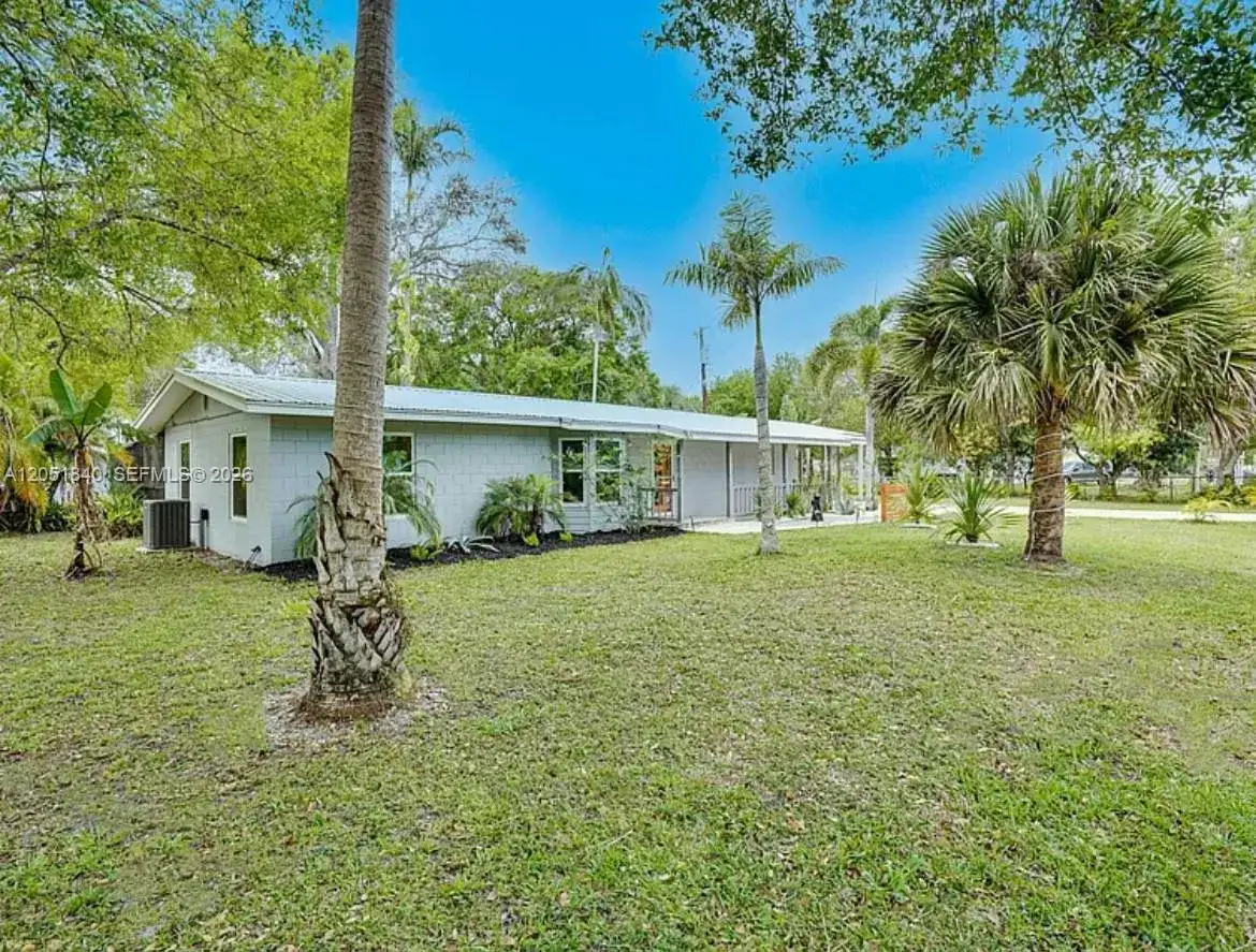 449 Gokchoff Rd, Fort Pierce FL 34945 photo 5