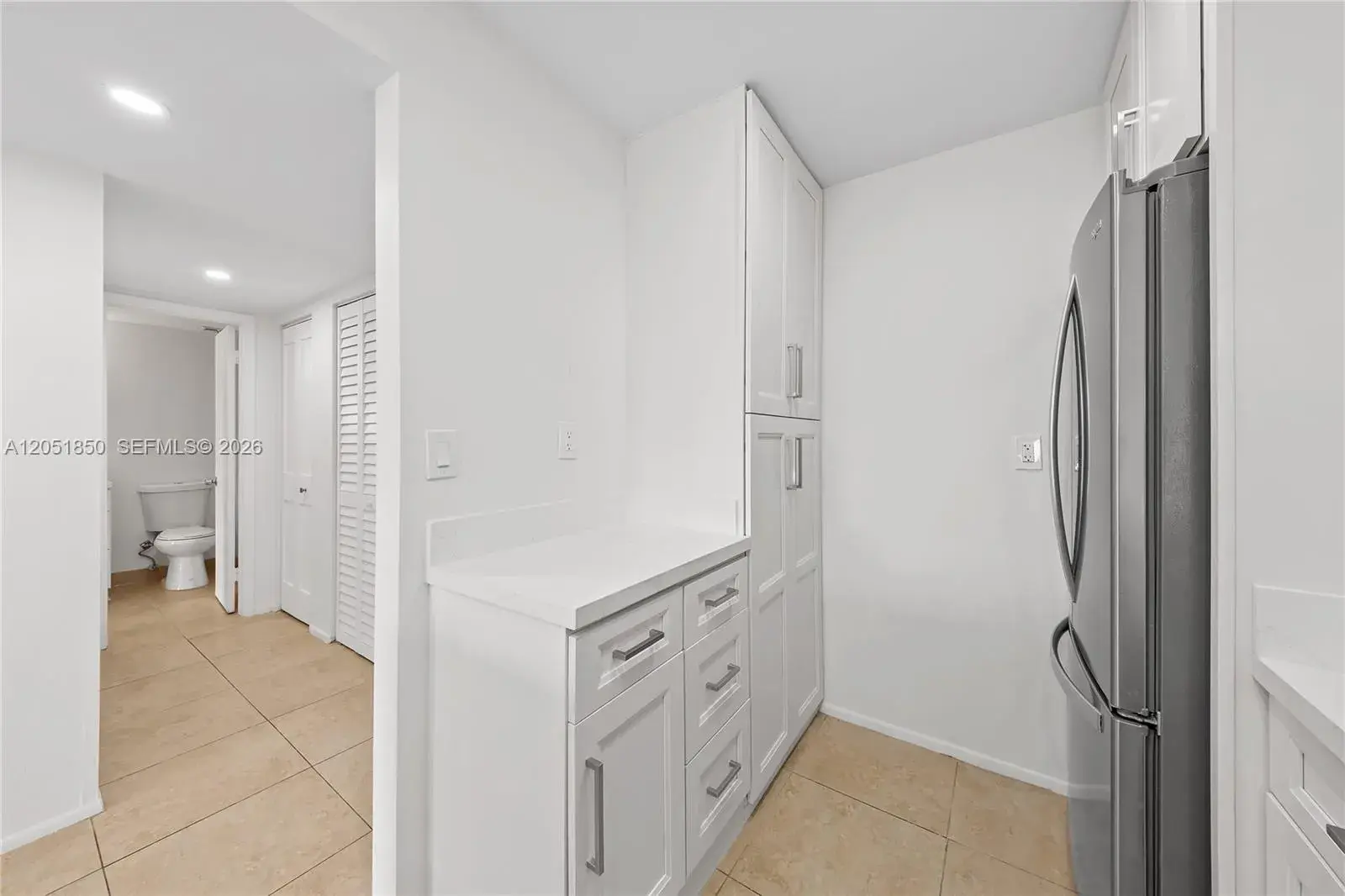 7900 Camino Cir # 406, Miami FL 33143