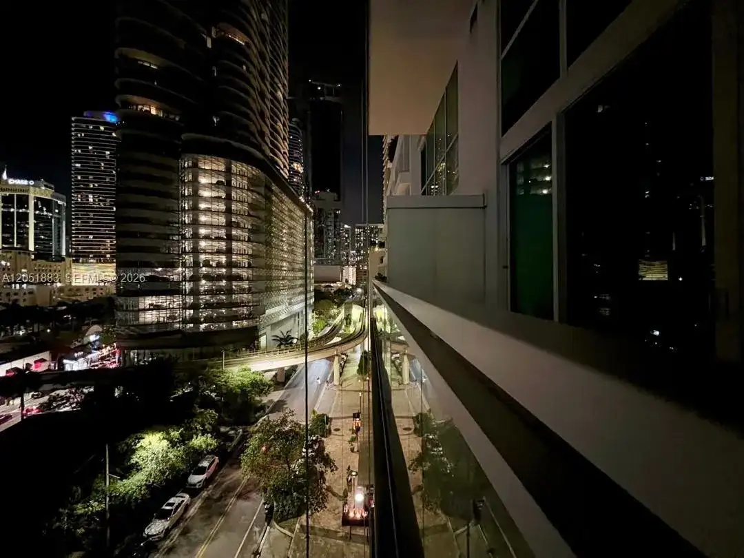 1080 Brickell Ave # 703, Miami FL 33131 photo 4