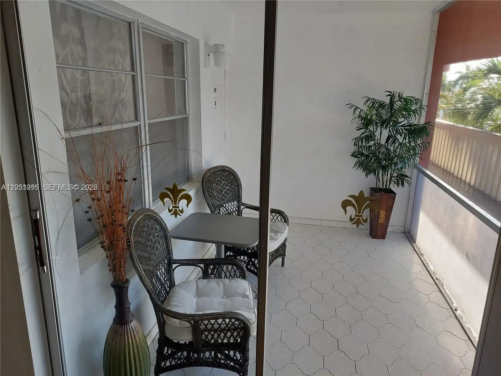 180 NE 12 Ave # 15C, Hallandale Beach FL 33009 photo 3