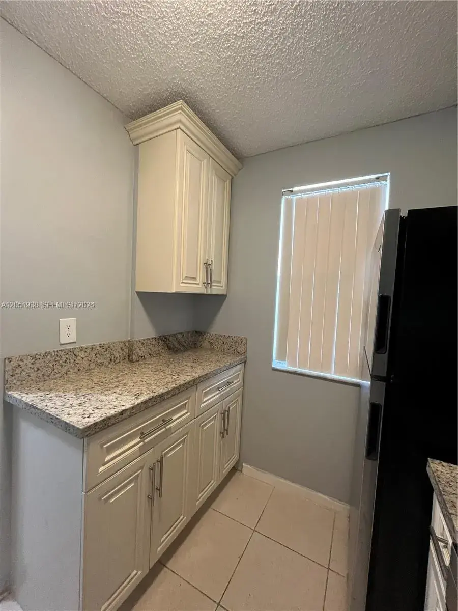 2740 FOREST HILLS BLVD # 202, Coral Springs FL 33065