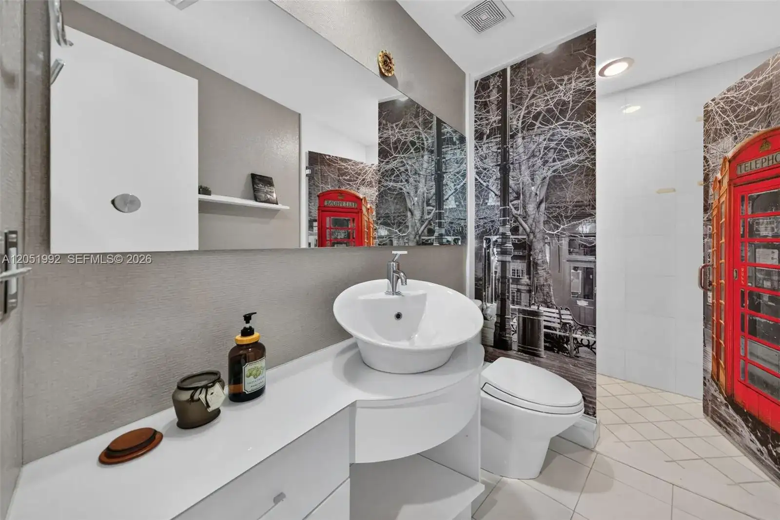 2950 NE 188th St # 406, Aventura FL 33180 photo 2