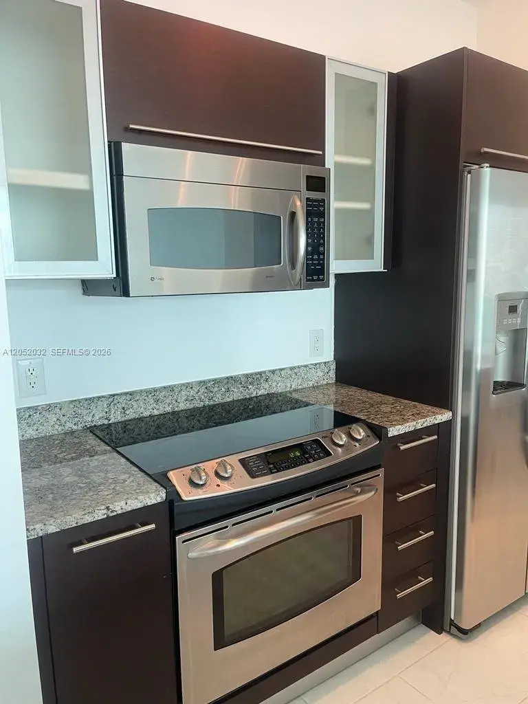 951 Brickell Ave # 2803, Miami FL 33131