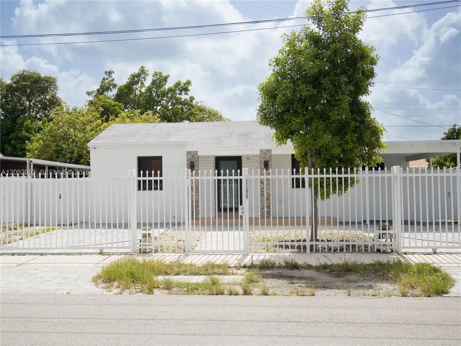 1600 NW 29th Ave, Miami FL 33125