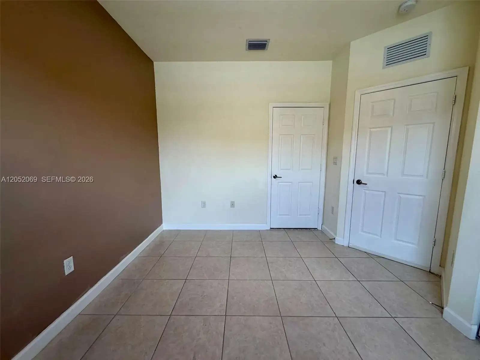 11115 W 32nd Ln, Hialeah FL 33018 photo 5