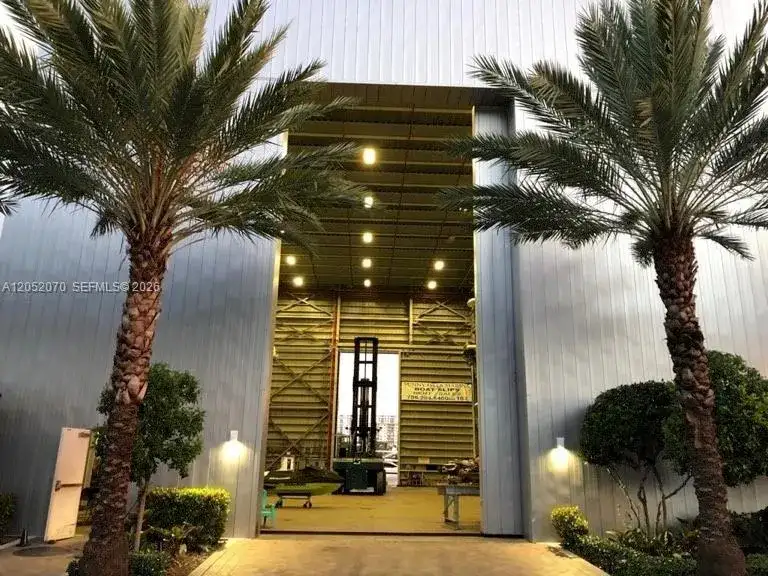 400 Sunny Isles Blvd Dd 204, Sunny Isles Beach FL 33160 photo 3